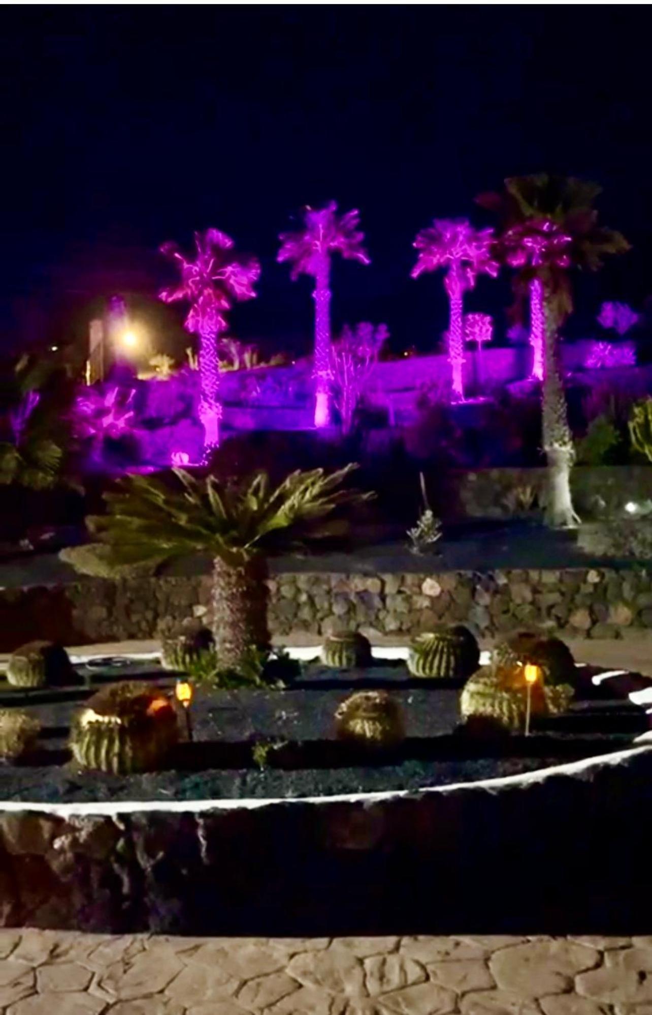 Castillo Lanzarote Villa Sophie - Luxury Villa -Sleep In A Volcanic Cave With Heated Pool Тіас Екстер'єр фото